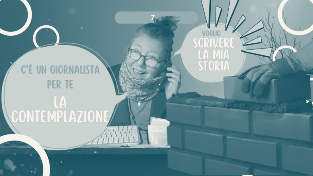 Donna con occhiali al telefono mentre scrive la sua storia – tutorial sulla Contemplazione per scrivere la mia storia